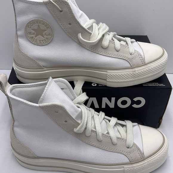 Converse WMNS CTAS LIFT HI
WHITE/VAPOROUS GRAY/LIGHT GOLD A09774C Platforms Snkr - Picture 2 of 16